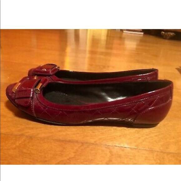 Burberry burgundy patent flats 39 - Picture 4 of 4